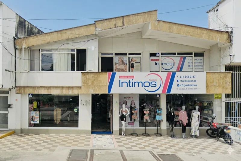 Fachada de la tienda Fajas Íntimos en Armenia